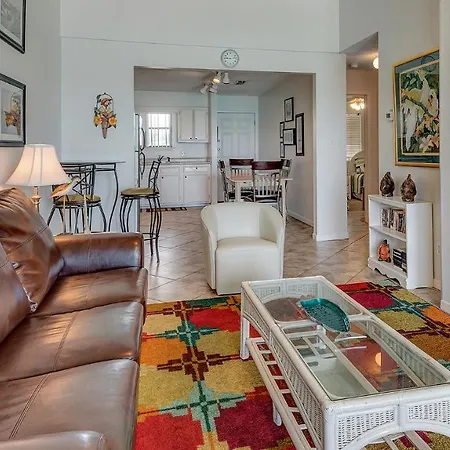 Beachside Condo 9